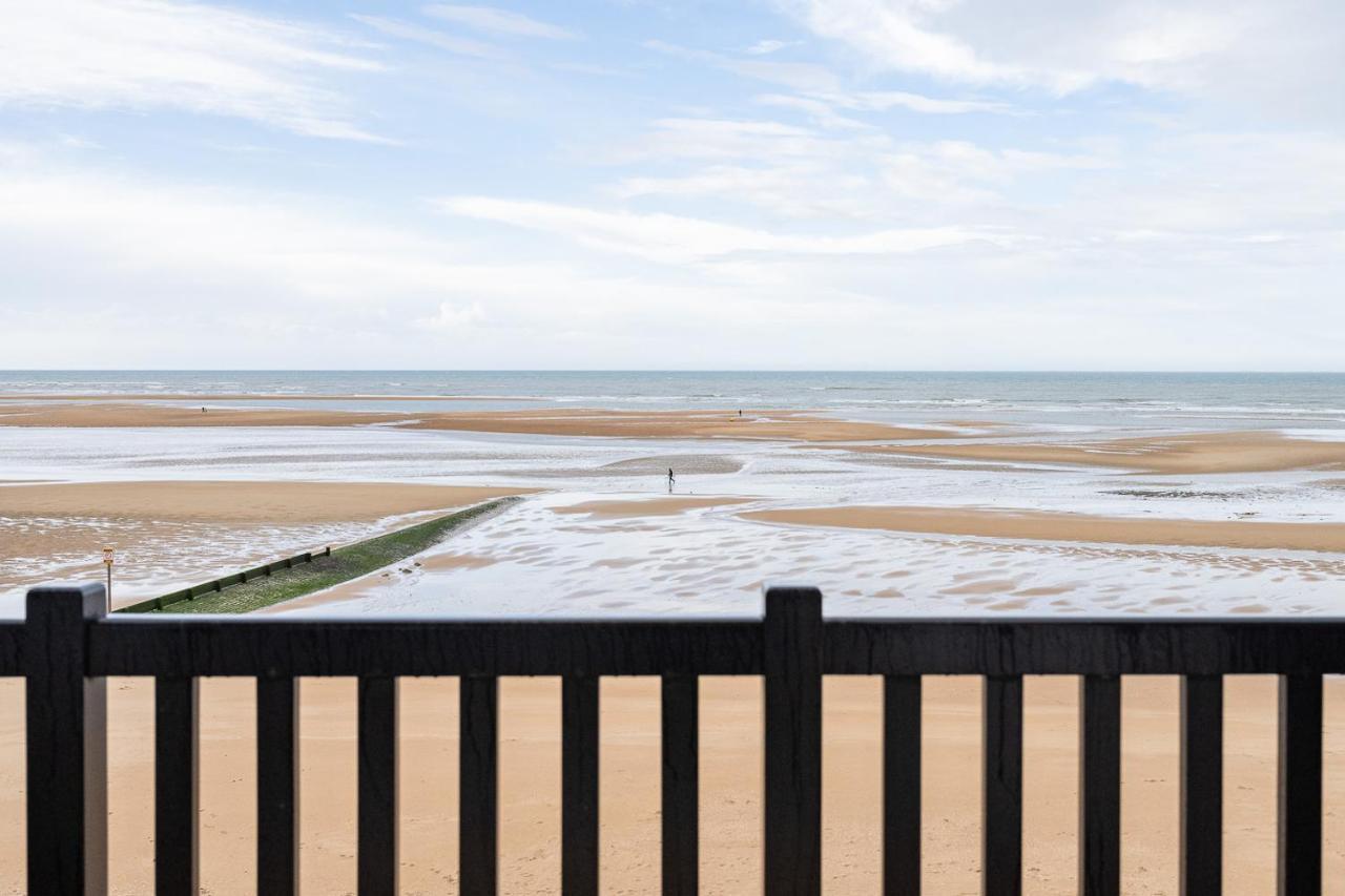 Joli studio avec vue panoramique sur la Mer Houlgate Extérieur photo